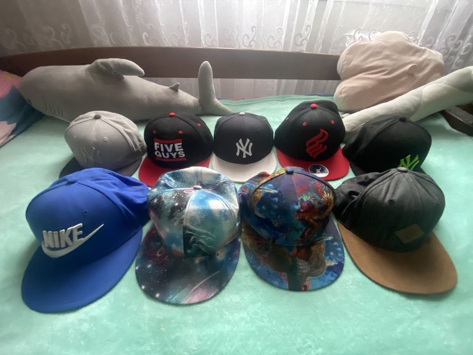 Кепки чоловічі