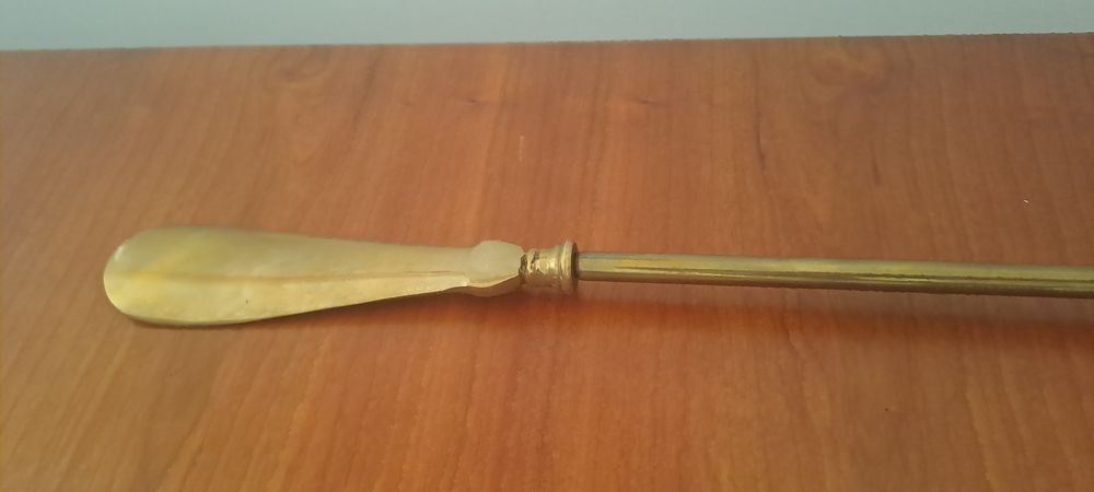 Calcadeira em bronze