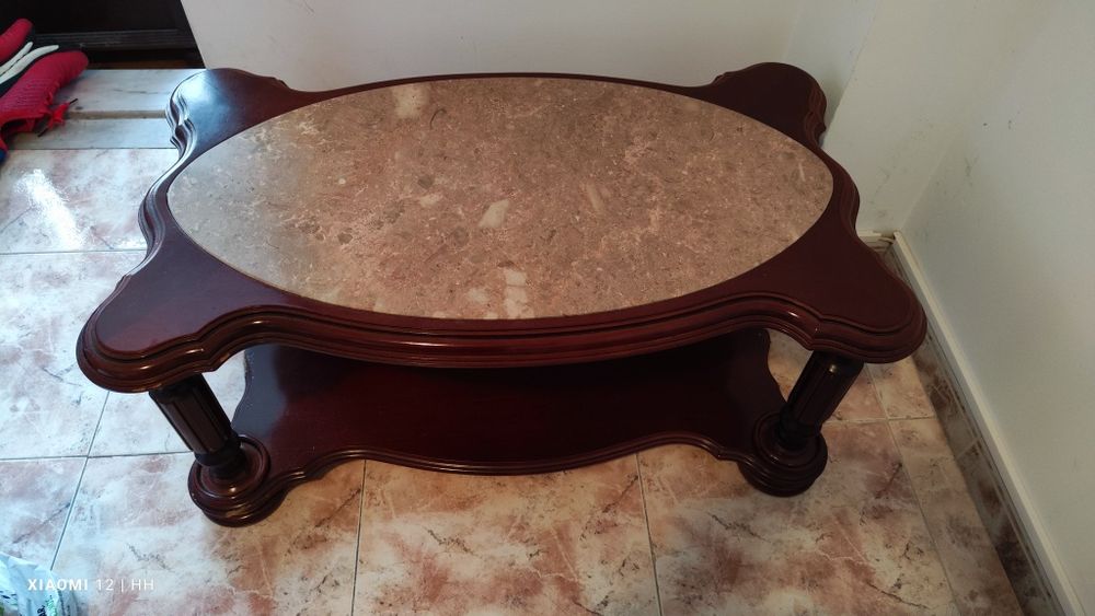 Mesa de apoio de sala