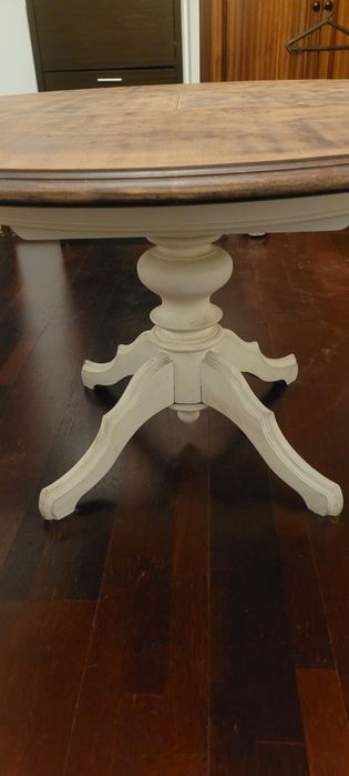 Mesa antiga pé de galo