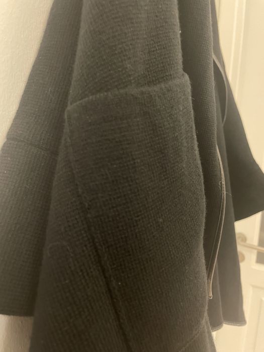 Baixa de preco Casaco/ Capa da Parfois preto