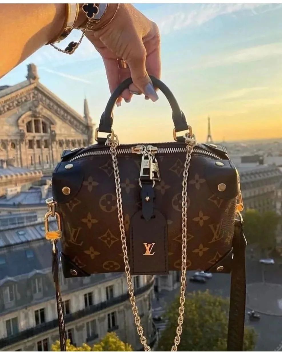Сумки Louis Vuitton Petite Malle, сумка Луи Витон
Сумки Louis Vuitton