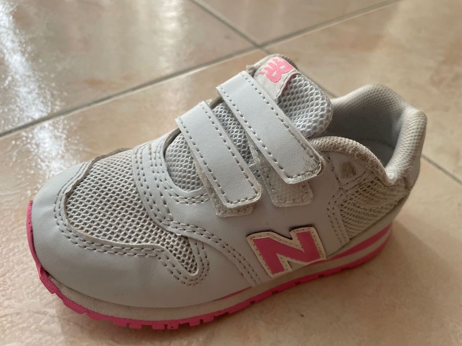 Sapatilhas New Balance Criança TAM: 25