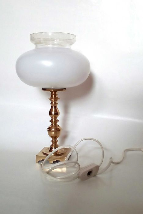 Stara mosiężna lampka nocna szklany klosz biurkowa gabinetowa