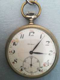 Kieszonkowy zegarek marki DOXA z lat 1905 - 1910