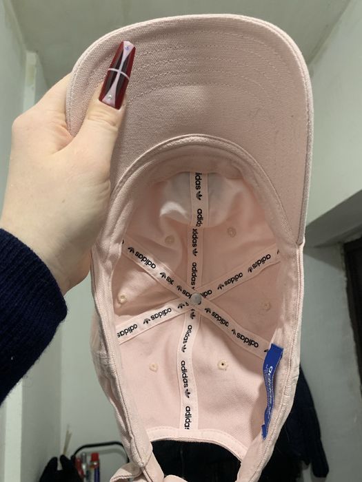 Оригінальна кепка Adidas пудро-рожевого кольору