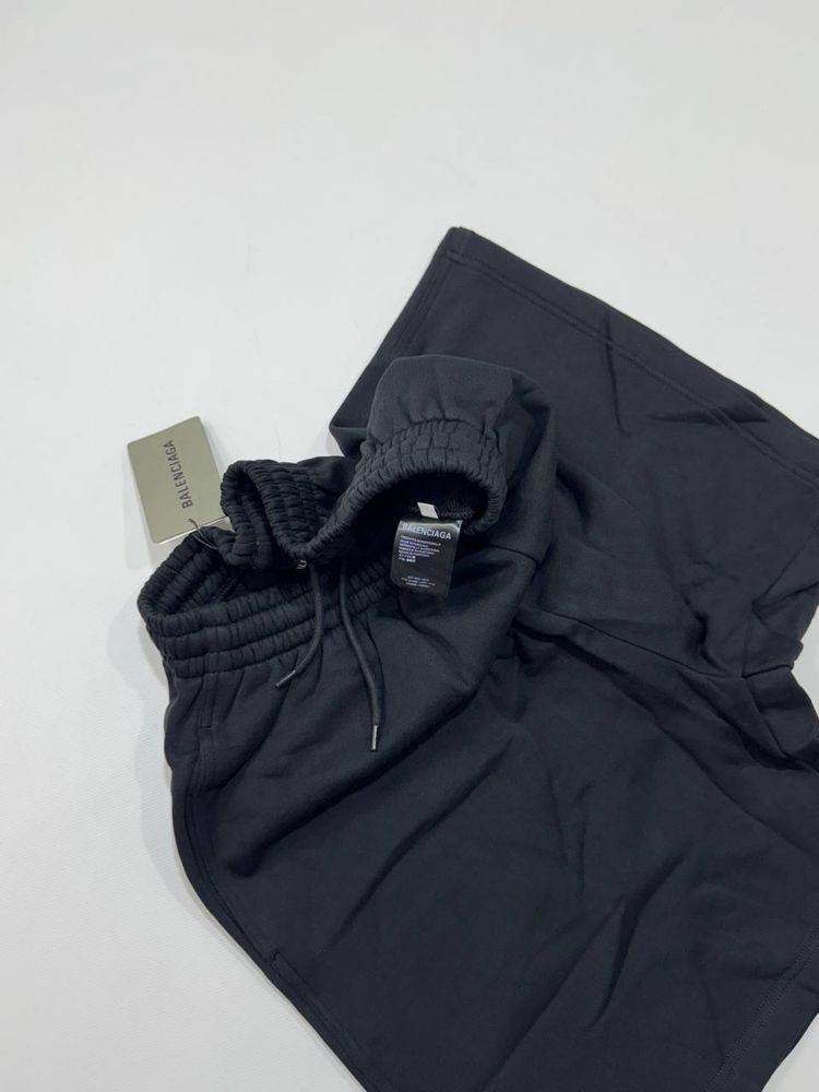 шорты Balenciaga logo shorts