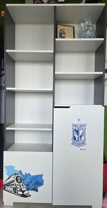 Komplet 5  mebli Lech Poznań