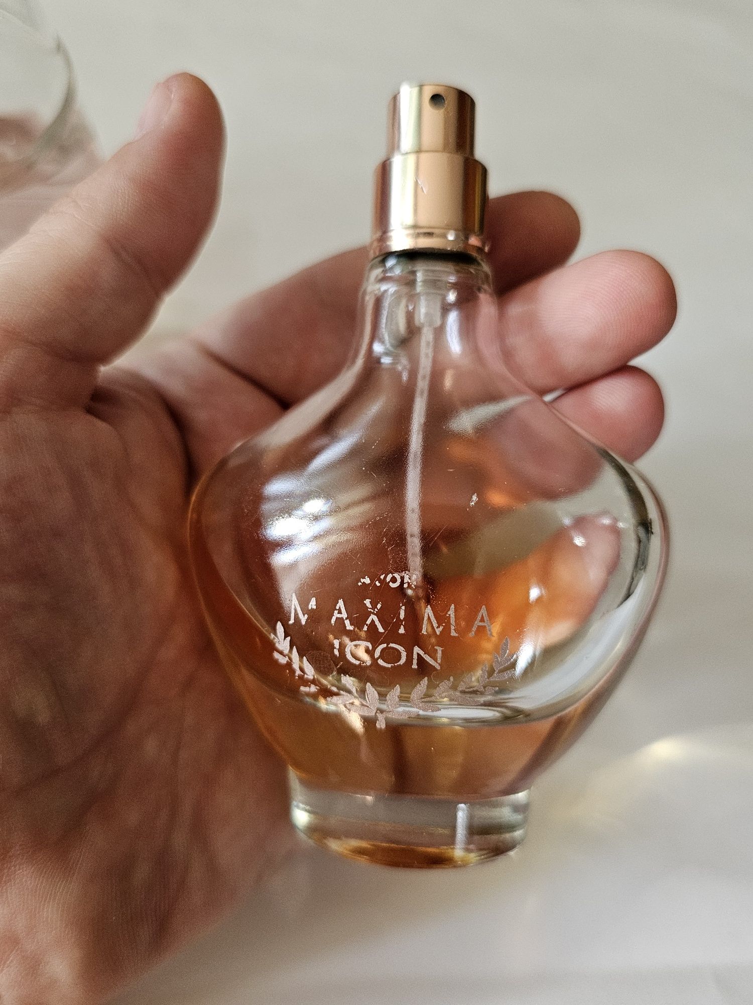 Вінтаж Різні Жіночі Парфуми б/у Montale Pure Gold Avon Maxima Icon