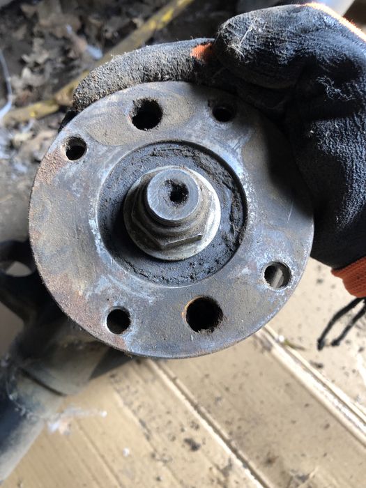 Задній міст FORD Taurus