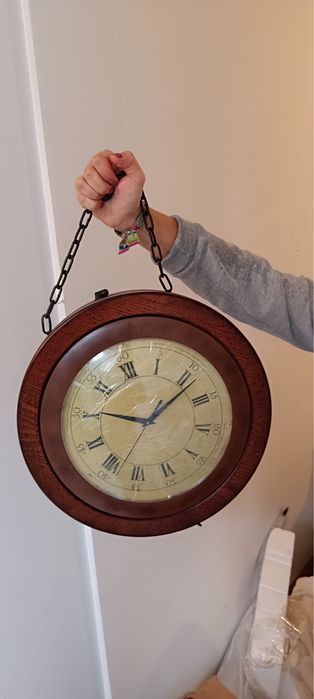 Relógio de Parede Vintage com Corrente – NOVO