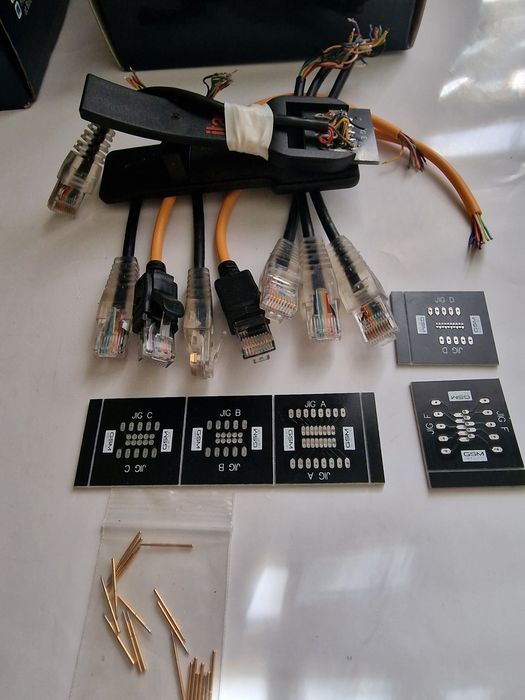 Програматори Octopus + Medusa + набір кабелів. Оригинал