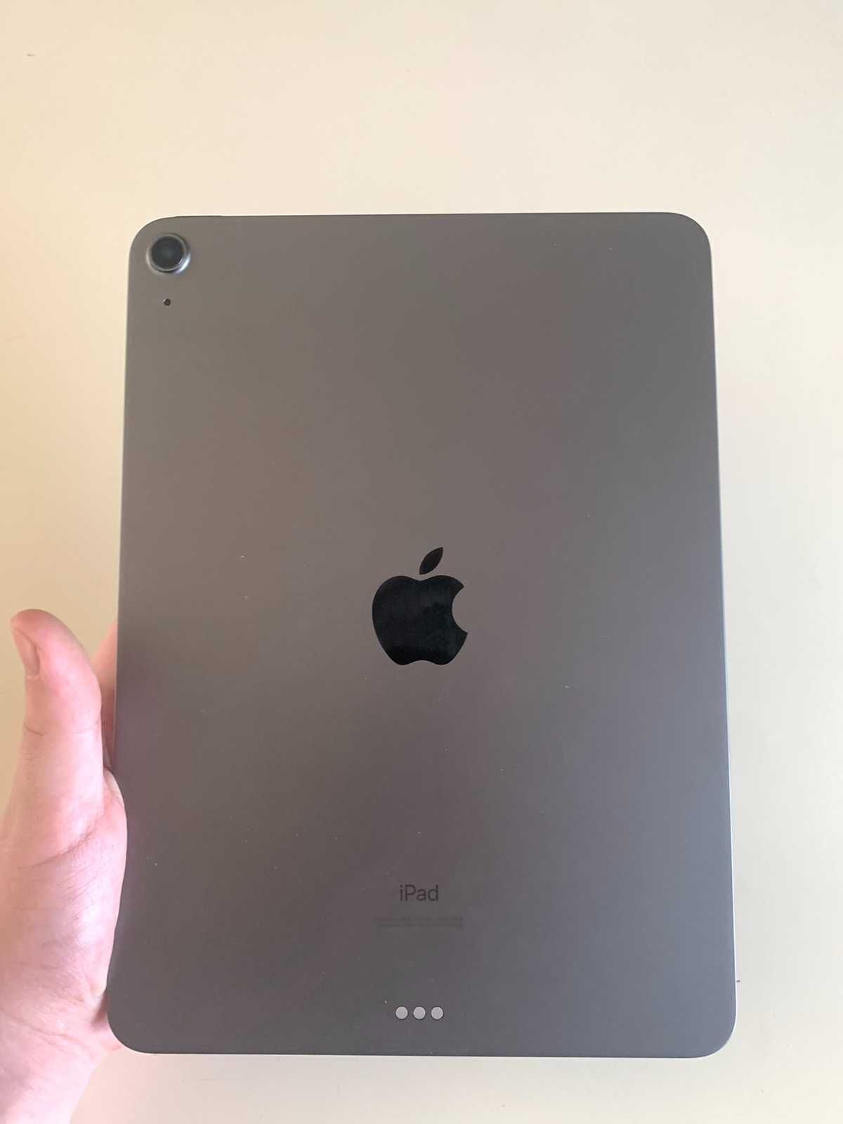 Продам iPad Air 4th generation(2020), 64gb для навчання-ігор