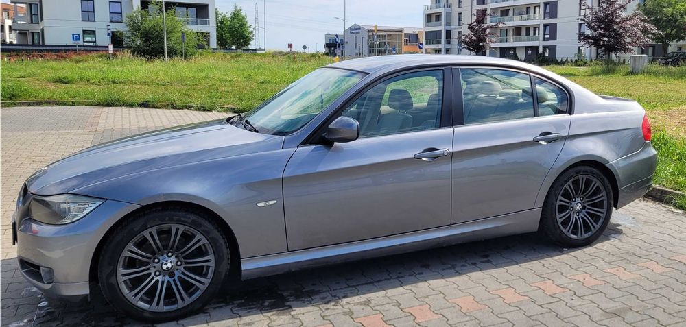 BMW Seria 3 318d