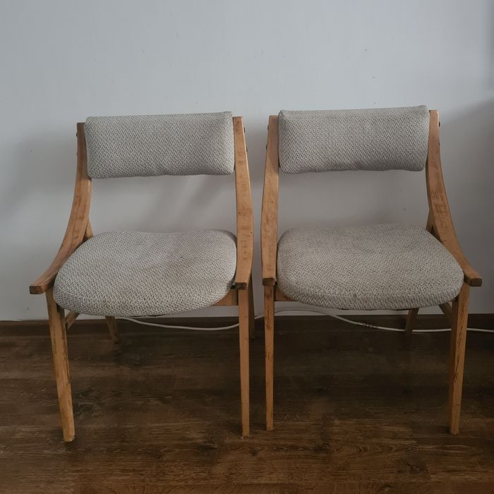 Kultowe krzesło "Skoczek" PRL