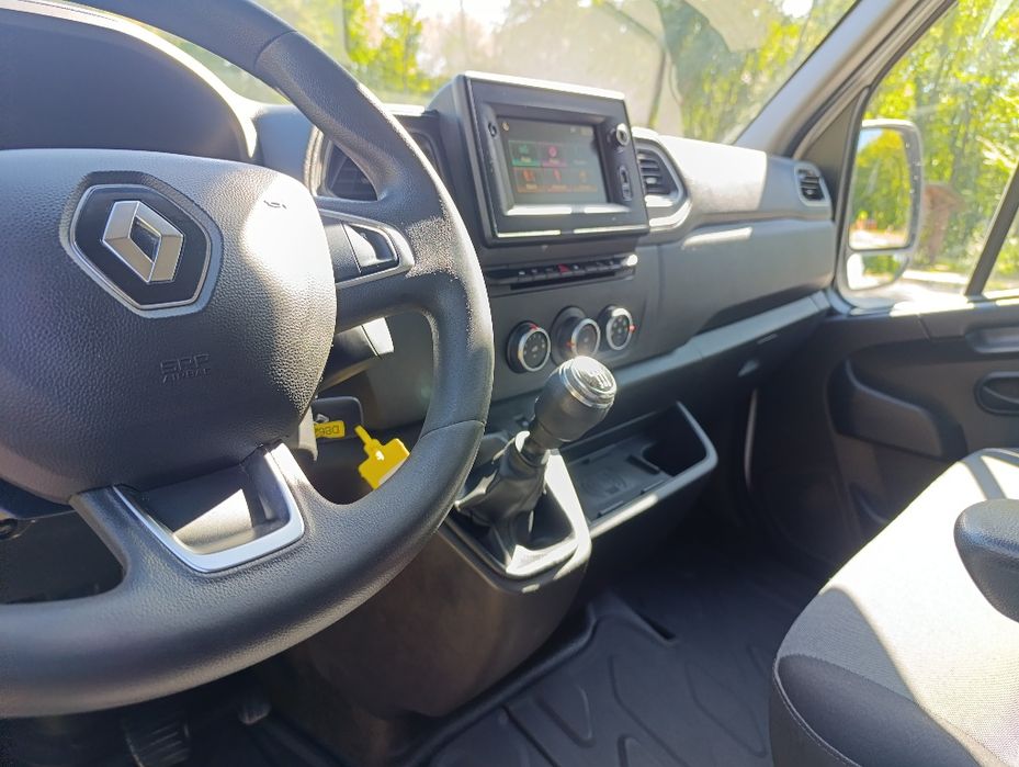 Продаю Рено мастер 21 рік в рідній фарбі