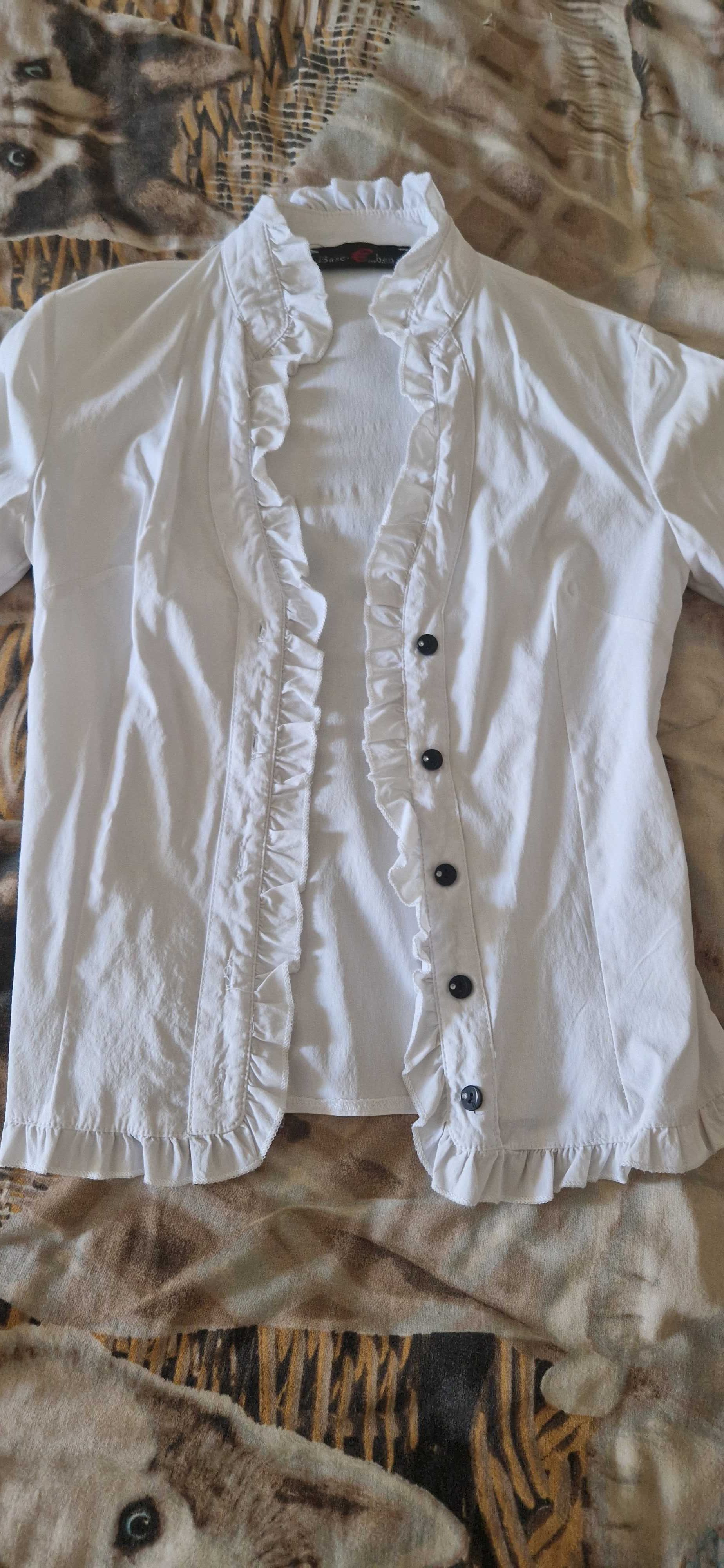 Гарна біла шкільна сорочка/ блуза для дівчинки розмір S
