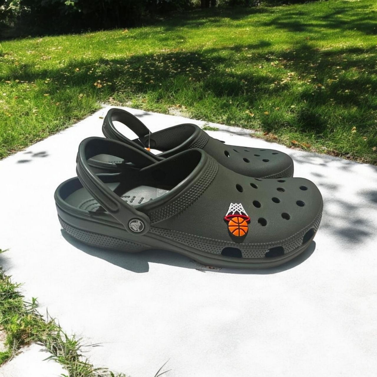 Crocs classic clog+ jibbitz