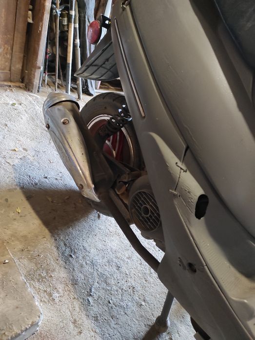 Продам Мопед Китаец 4- тактный