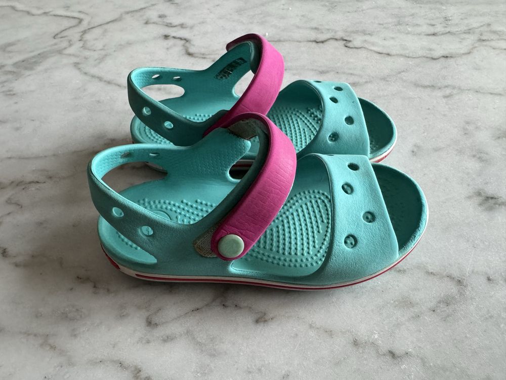 Sandały Crocs C11