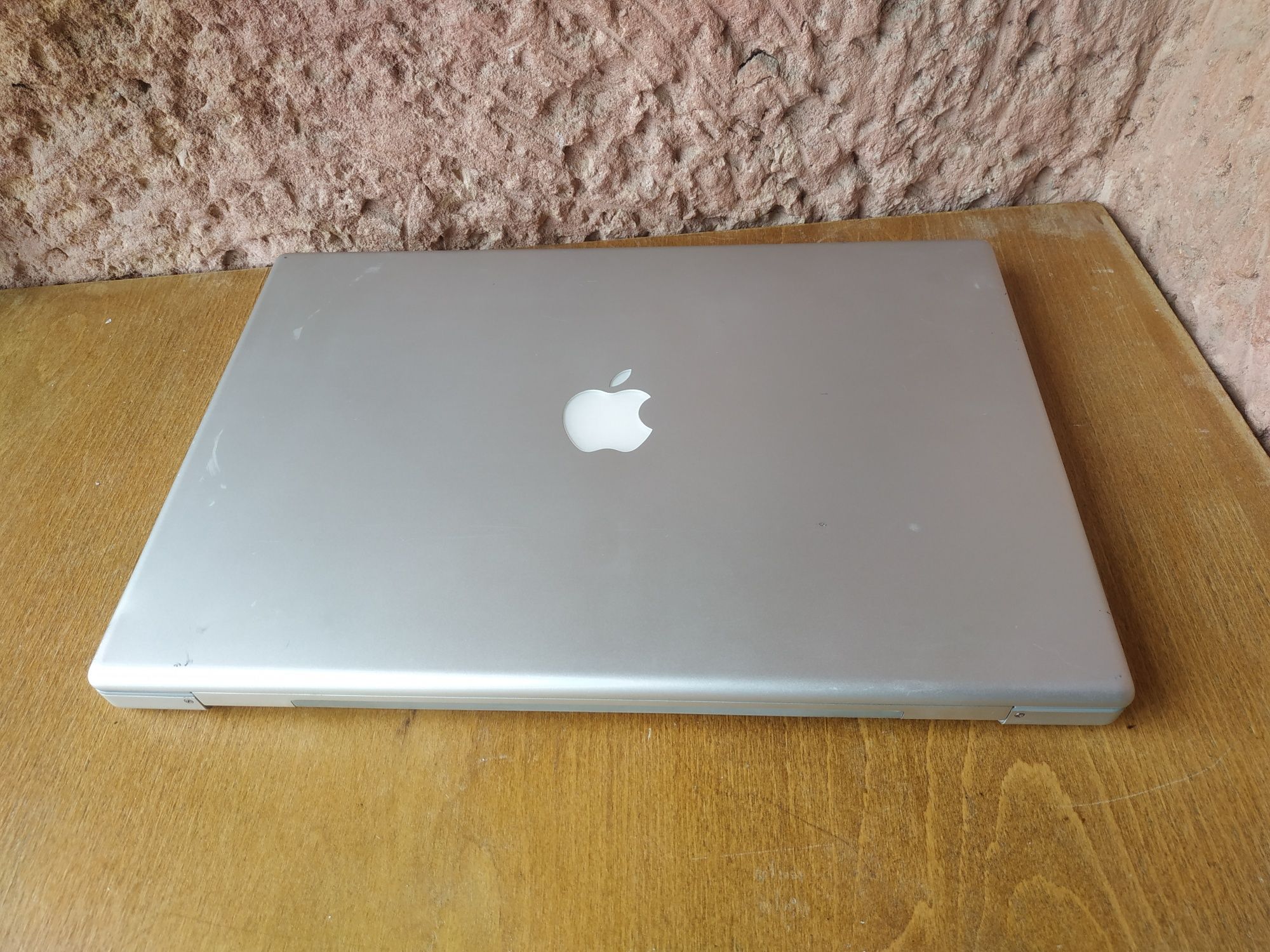 Ноутбук Apple Mac Book PRO A1150