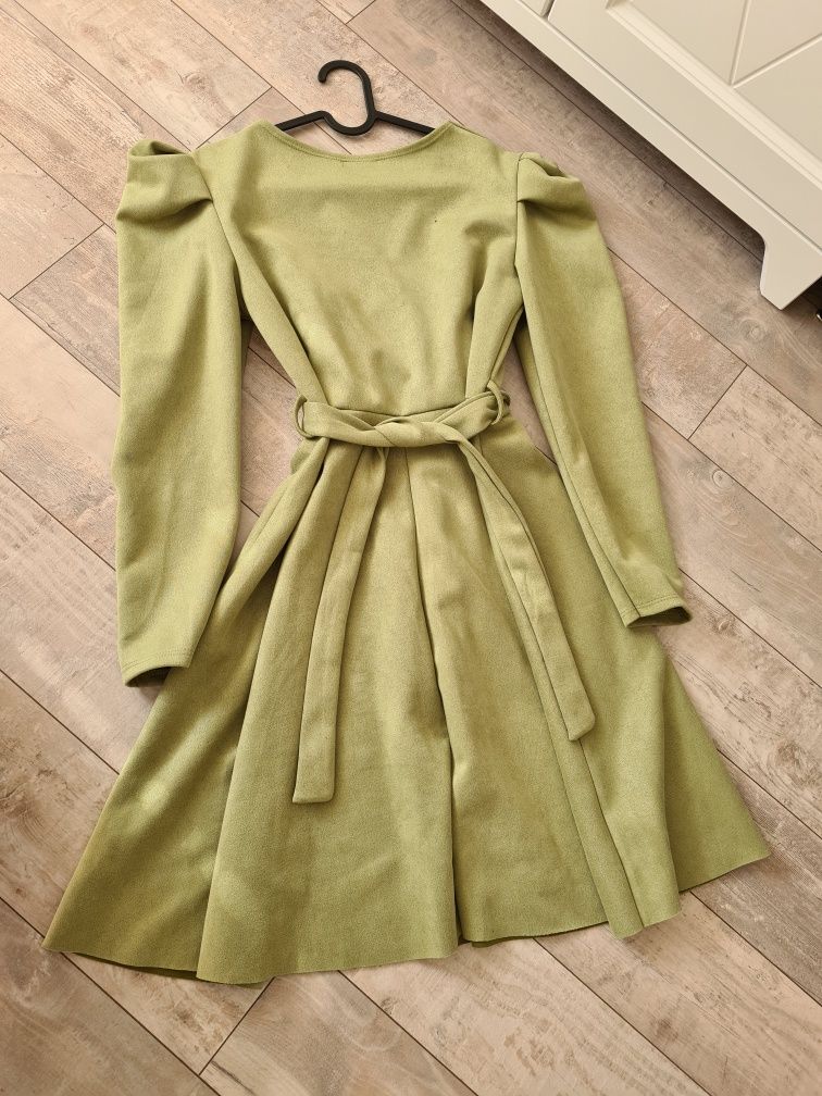 Sukienka oliwkowa