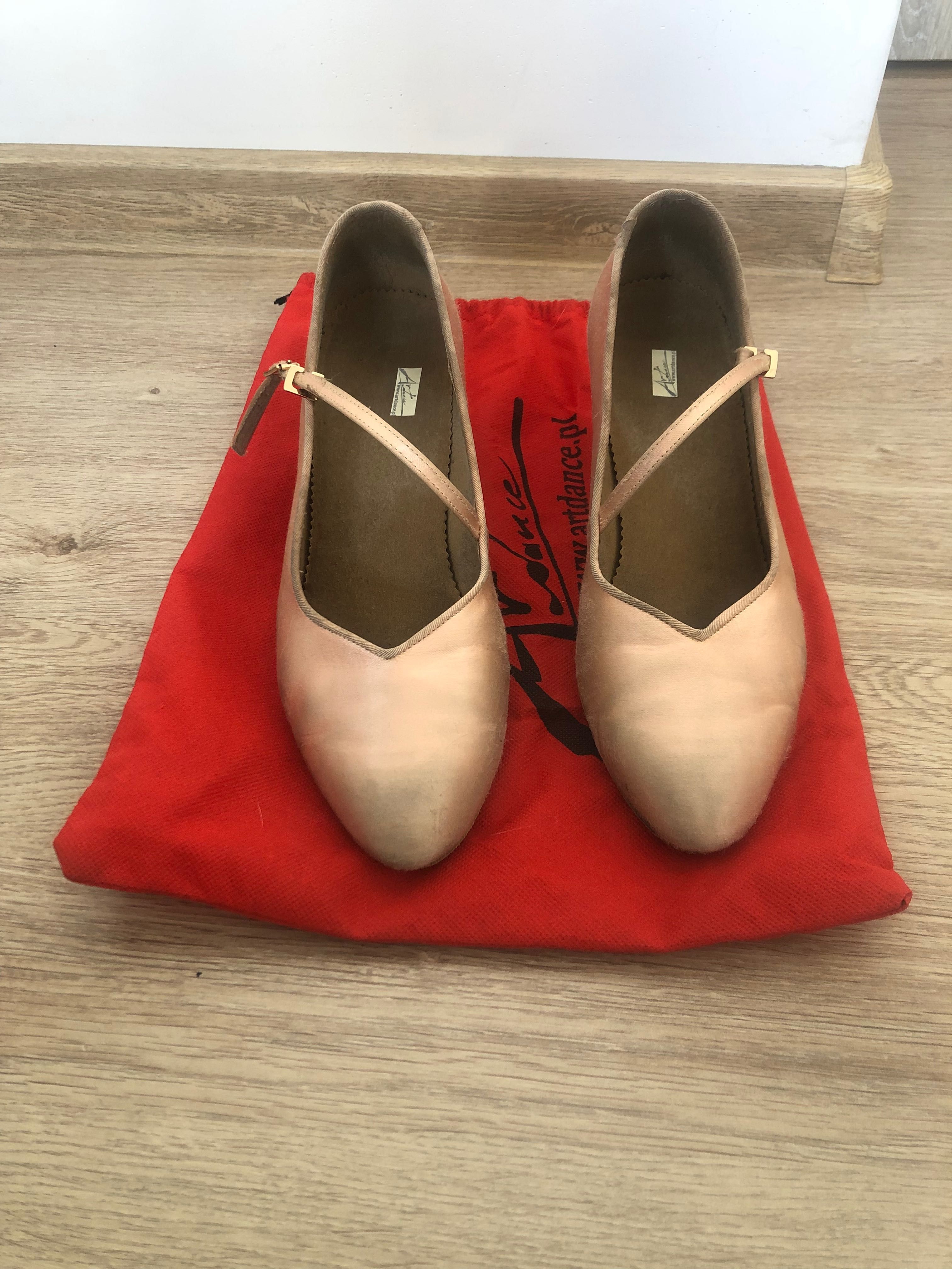 Buty do tańca towarzyskiego standard