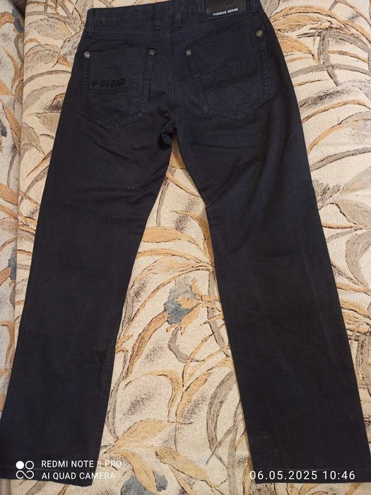 Джинси чоловічи чорного кольру розмір 29