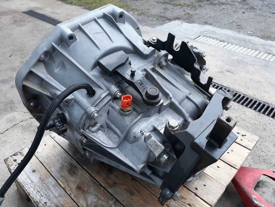Skrzynia biegów 2.3 DCI Renault Master 10-18 Opel Movano III PF6018