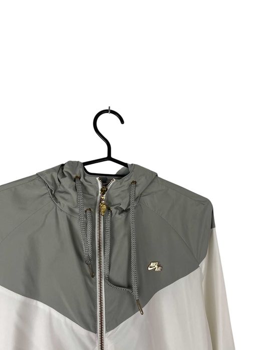 Nike damska kurtka wiatrówka, rozmiar M, stan dobry