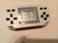 Nowa kieszonkowa konsola Pocket Arcade - 23 gry