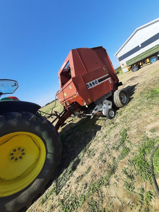 Prasa New Holland FiatAgrii   5880