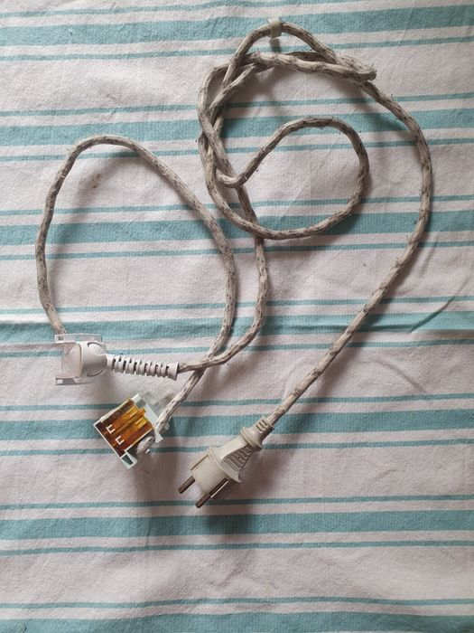 Шнур кабель мережевий, з колодкою до праски Braun freestyle