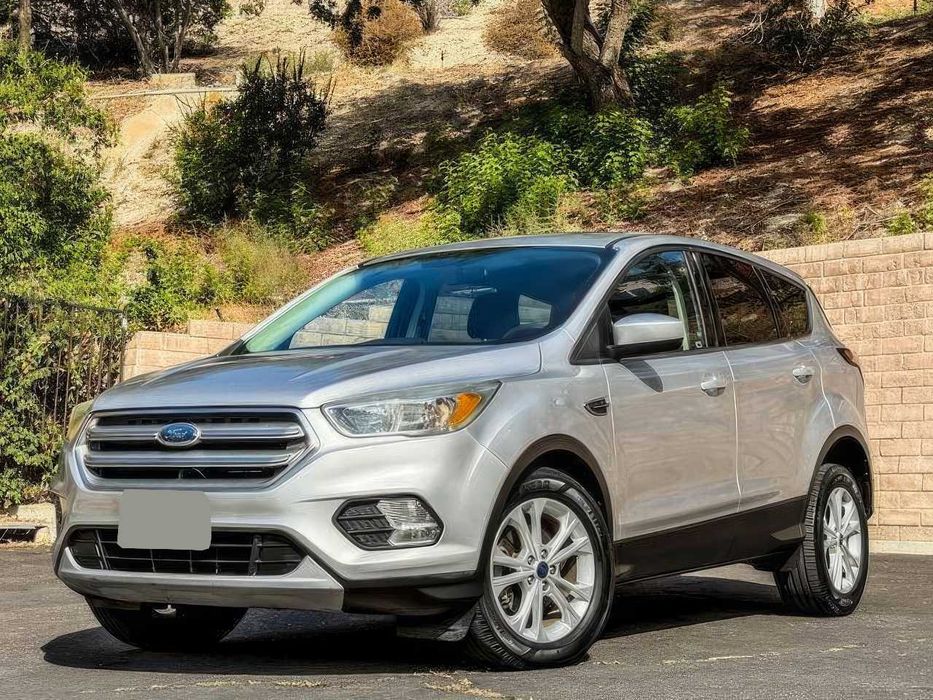 Ford Escape SE      2017