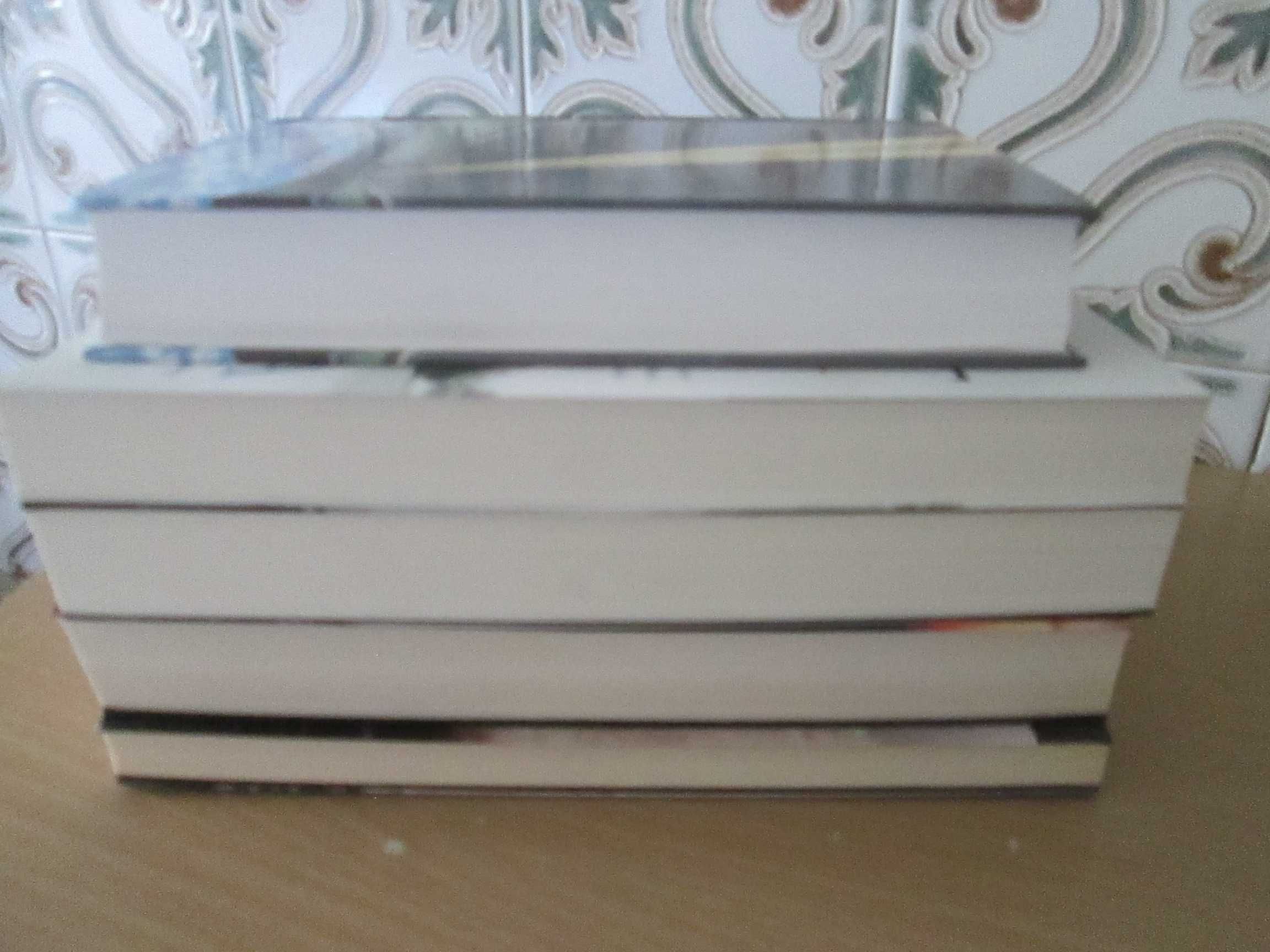 Livros Ken Follett (Preços diversos) Oferta de portes