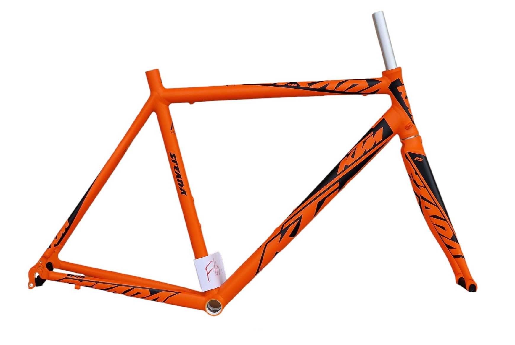 KTM STRADA 800 rama szosowa alu z widelcem 57 Faktura szosa FVAT F65