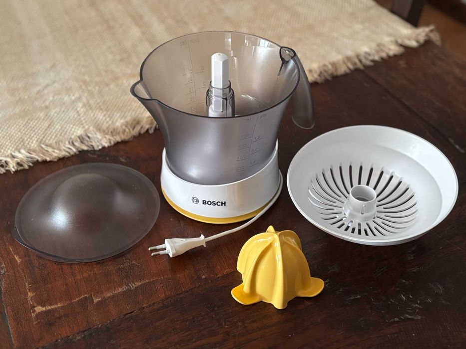 Espremedor de citrinos Bosch MCP3000N