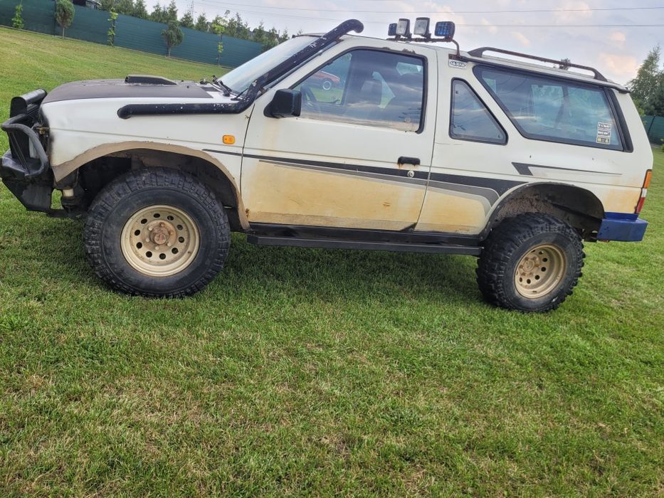 Nissan TERRANO 1990 2.7 Disel 4x4 OffRoad Reduktor Halogeny Pathfinder