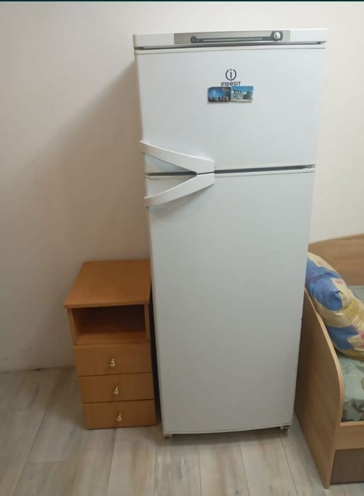 Сдам комнату в центре.