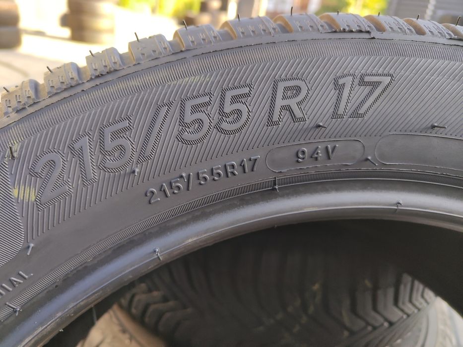 215/55/17 Michelin Cross Climate +