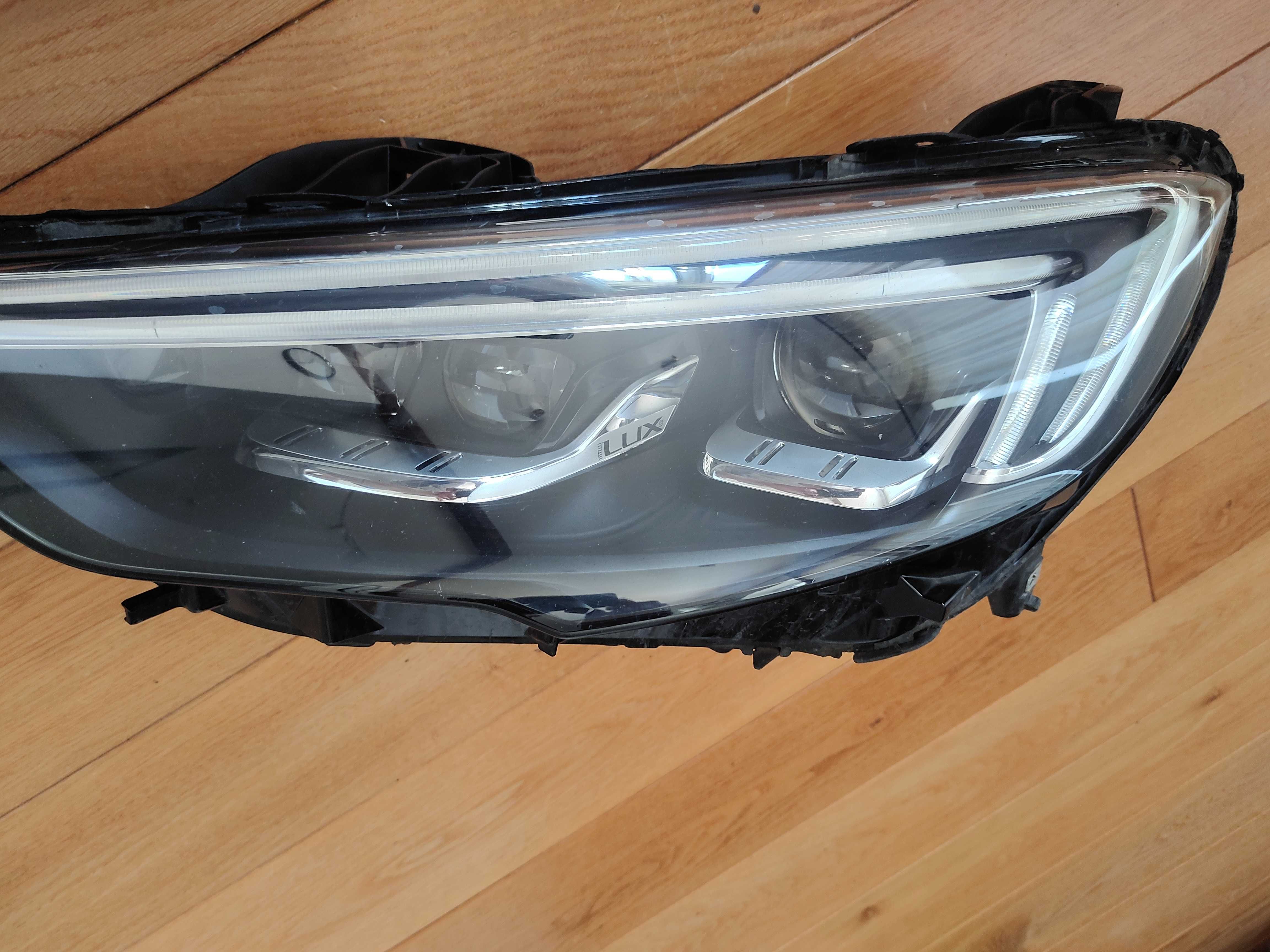 Opel Insignia B Reflektor LED lewy