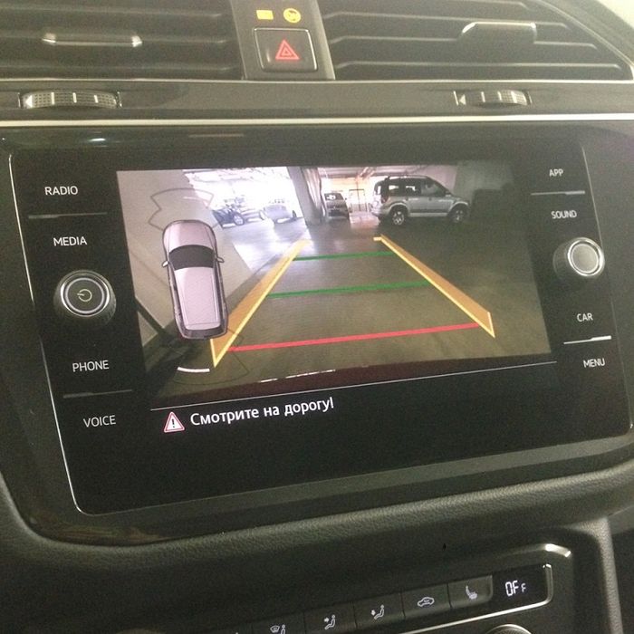 Камеры с прорисовкой траектории для Octavia A7, Superb MK3 Tiguan NF