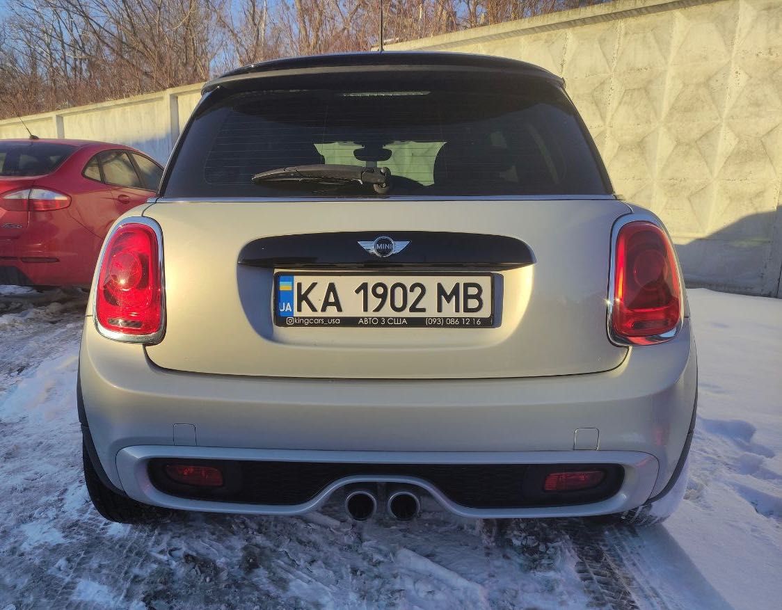 Mini cooper S 2015 року