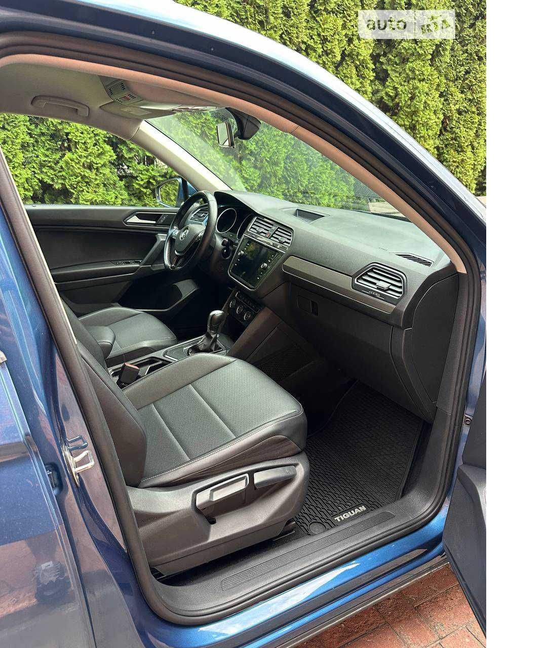 Volkswagen Tiguan SE (Фольксваген Тігуан) 2018 рік