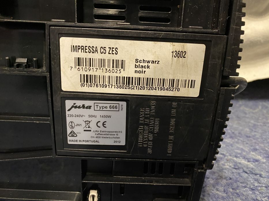 Кавоварка Jura Impressa C5