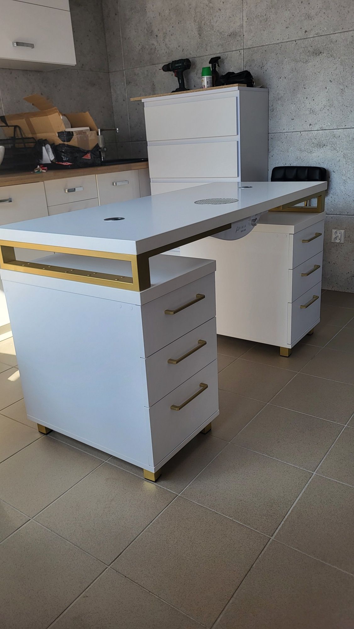 Biurko kosmetyczne manicure LOFT / INDUSTRIAL