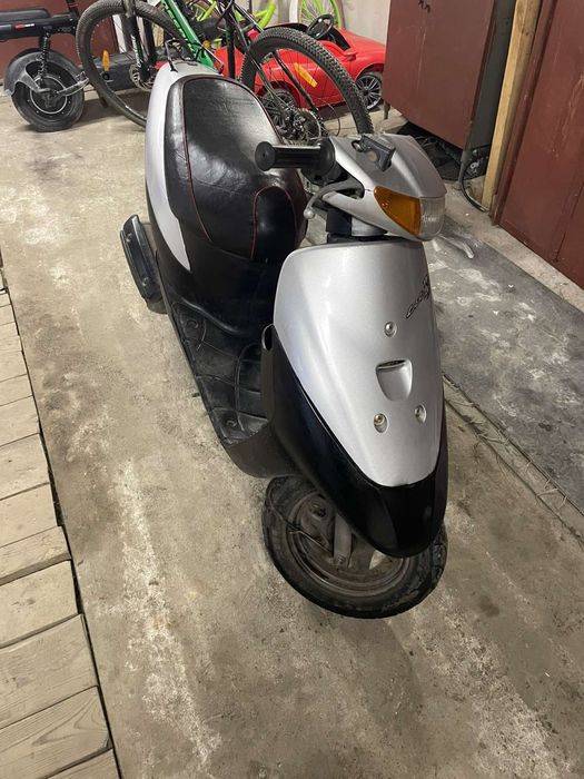 Продам скутер Lets