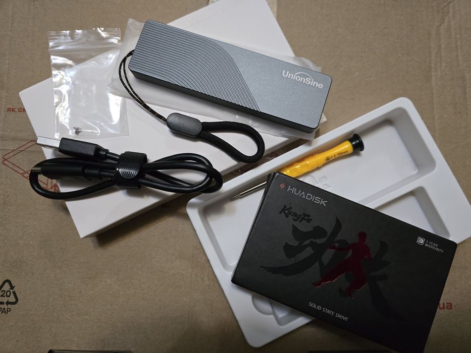 НОВИЙ зовнішний SSD M2 NVME PCI-E 3.0 512 GB HUADISK корпус UNION SINE