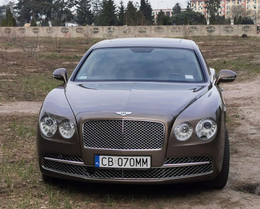 Bentley Flying Spur Salon Polska