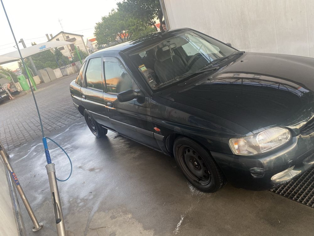 Escort 1.4 ano 1998